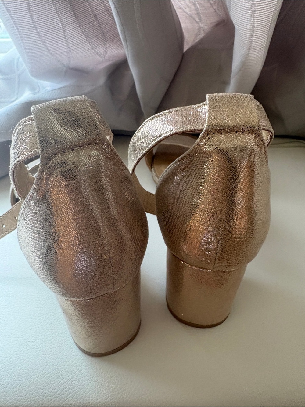 Chinese Laundry Gold Block Heel Sandals - Picture 2 of 4